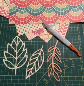 feuilles d'automne en papier